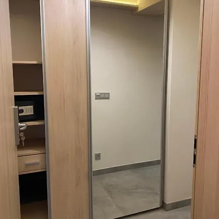 לינה וארוחת בוקר Cannes - Grota Solna, Sauna Finska *