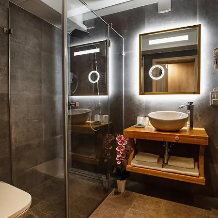 לינה וארוחת בוקר Cannes - Grota Solna, Sauna Finska